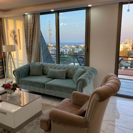 Elegant 2+1 Flat In The Heart Of Kyrenia + Wifi Apartment Ngoại thất bức ảnh